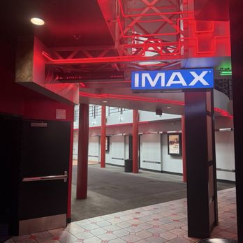 Regal Lloyd Center - Cinema Near Me - Portland, Oregon Regal Lloyd Center - Cinema Near Me - Portland, Oregon