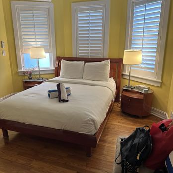 Duval Inn - Room - Hotels Near Me - Key West, Florida Duval Inn - Room - Hotels Near Me - Key West, Florida