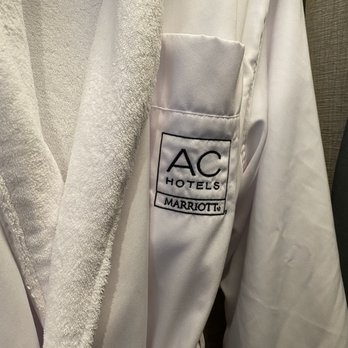 AC Hotel by Marriott Bridgewater - Hotels Near Me - Bridgewater, New Jersey
