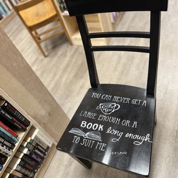 Brightlight Books - Plenty of chairs to sit! - Bookstores Near Me - Fern Park, Florida