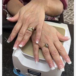 Happy Nails