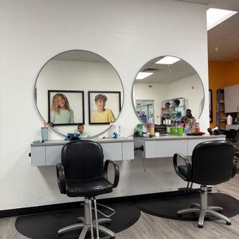 SmartStyle - Clean & modern layout - Hair Salons Near Me - Henderson, North Carolina SmartStyle - Clean & modern layout - Hair Salons Near Me - Henderson, North Carolina