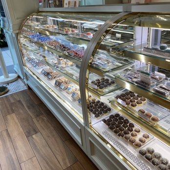 Lolli and Pops - Macaroons - Chocolatiers & Shops Near Me - Sacramento, California Lolli and Pops - Macaroons - Chocolatiers & Shops Near Me - Sacramento, California
