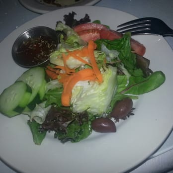 Fratelli's Pizzaria Restaurant - Side salad - Italian Near Me - Wallingford, Connecticut