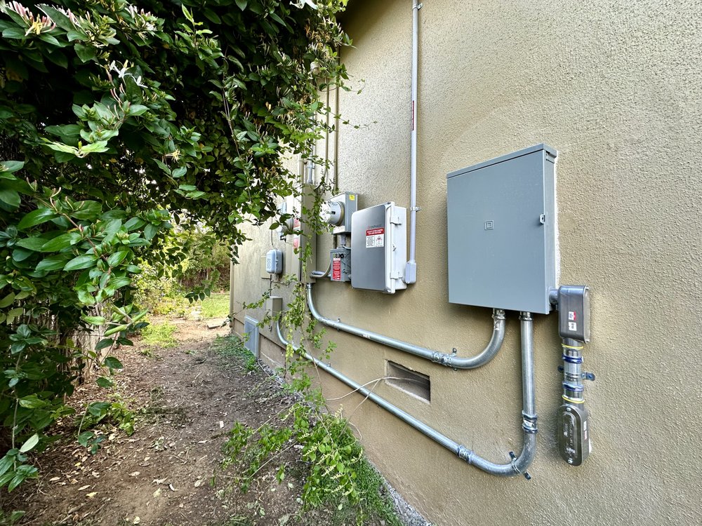 Slide of Peak Electrical Contractors