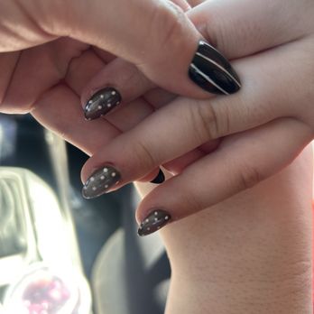 Sleek Nails Co - Nail Salons Near Me - Stockton, California