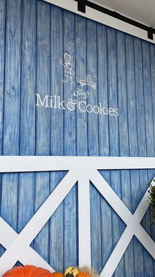 Milk & Cookies by null