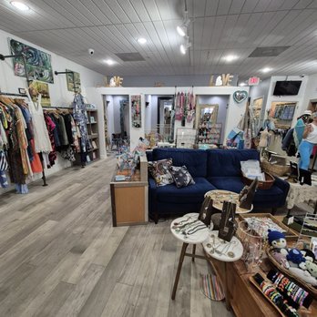 Eclective Boutique - Women's Clothing Near Me - Lake Worth, Florida