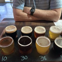 Beer flights are so fun!!