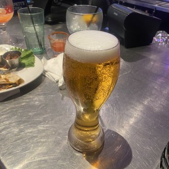 Bombshells Restaurant & Bar - Miller lite - American Near Me - Houston, Texas