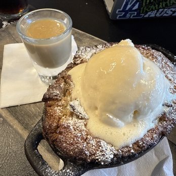 Morrison - Butterscotch Bread Pudding - Gastropubs Near Me - Los Angeles, California Morrison - Butterscotch Bread Pudding - Gastropubs Near Me - Los Angeles, California
