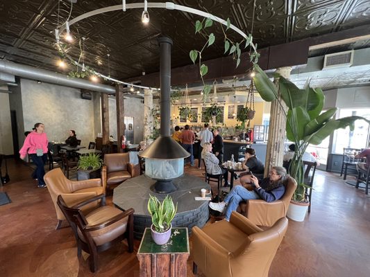 Lake and Bryant Cafe by null