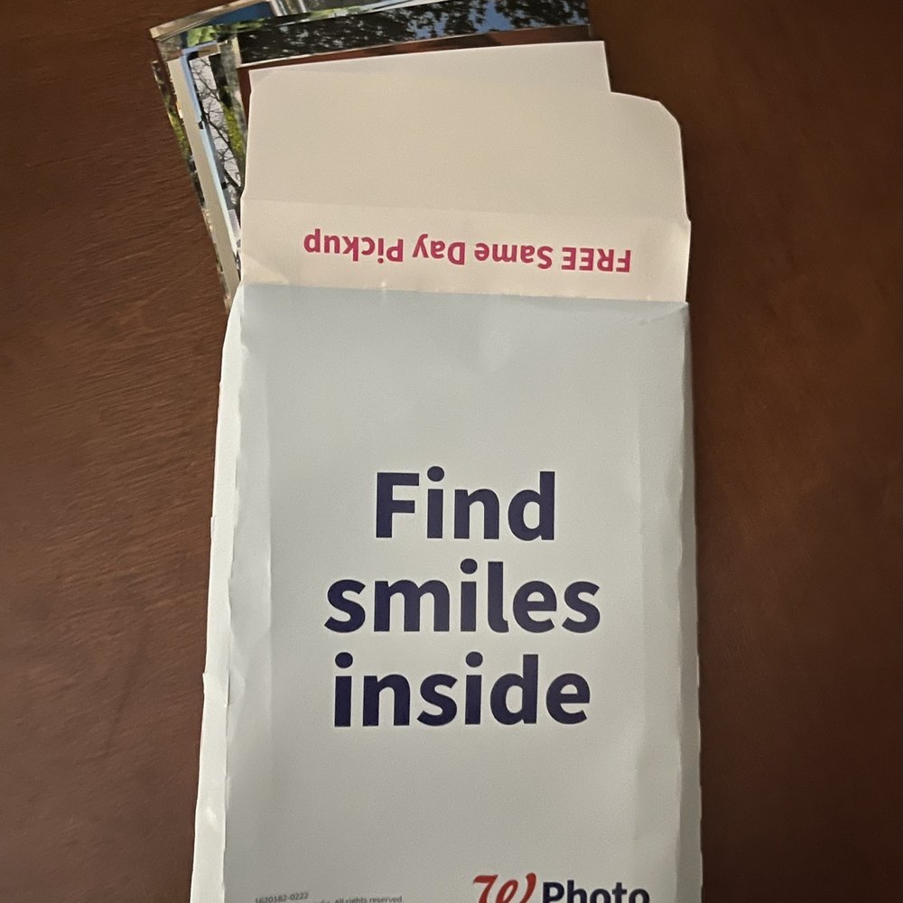Walgreens - Yes you can - find smiles inside! I always have a great experience ordering photo prints from Walgreens on my phone app. - Drugstores Near Me - Dallas, Texas Walgreens - Yes you can - find smiles inside! I always have a great experience ordering photo prints from Walgreens on my phone app. - Drugstores Near Me - Dallas, Texas
