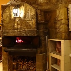La Grotta - Echter italienischer Holzofen mit offenem Feuer