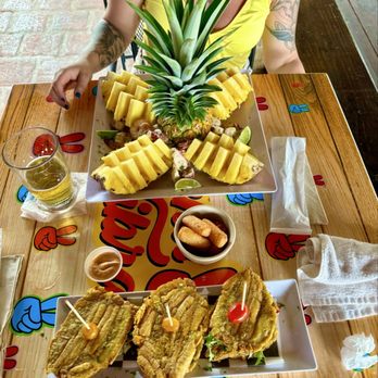 Buena Vibra - Seafood stuffed pineapple - Caribbean Near Me - Cabo Rojo, Puerto Rico