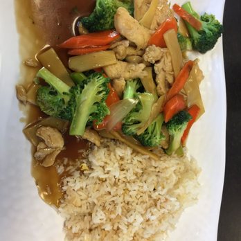 Hong Kong Inn Restaurant - Broccoli Chicken - Chinese Near Me - Springfield, Missouri Hong Kong Inn Restaurant - Broccoli Chicken - Chinese Near Me - Springfield, Missouri
