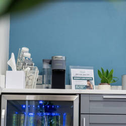 Westchase Smiles Institute - Implants and General Dentist