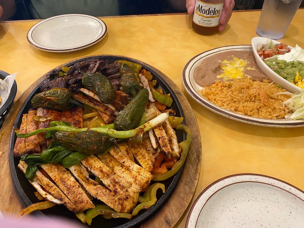 Azteca Family Mexican Restaurant