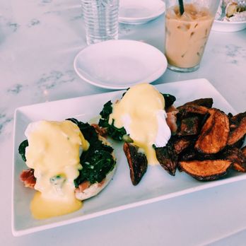 DiAnoia's Eatery - Prosciutto Benedict - Delis Near Me - Pittsburgh, Pennsylvania