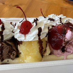Farm Luck - Banana split is huge!