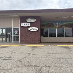 Lucy's Cafe - An empty business that had 4 stars, too bad.