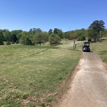 Country Land Golf Course - 4th fairway - Golf Near Me - Cumming, Georgia Country Land Golf Course - 4th fairway - Golf Near Me - Cumming, Georgia