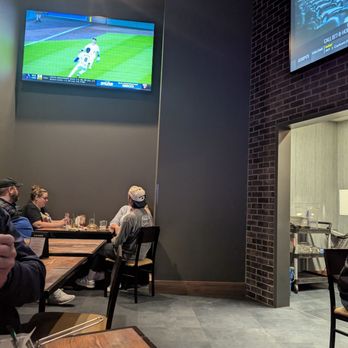 The Tap Bar - Beer Bar Near Me - Tulalip Bay, Washington