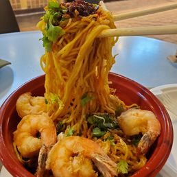 House Noodles with shrimp