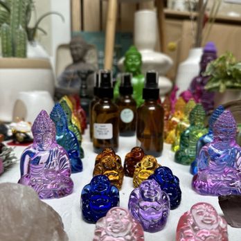 Fiddle & Fern - More cute Buddhas...they also have gems and pots and stones - Nurseries & Gardening Near Me - Downtown Ventura, California Fiddle & Fern - More cute Buddhas...they also have gems and pots and stones - Nurseries & Gardening Near Me - Downtown Ventura, California