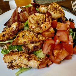 Cascades - PNW Cobb Salad - so yummy!
