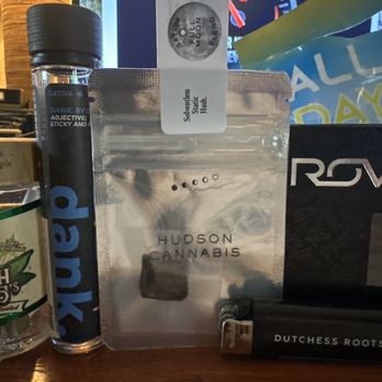 Dutchess Roots - High 5's pre-rolls, DANK Pre-roll Blunt, Hudson Cannabis, All Day Vape cartridge, Rove battery and DUTCHESS ROOTS Lighter! - Cannabis Dispensaries Near Me - Poughkeepsie, New York