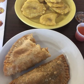Angie's Café & Bakery - Bakeries Near Me - Metuchen, New Jersey