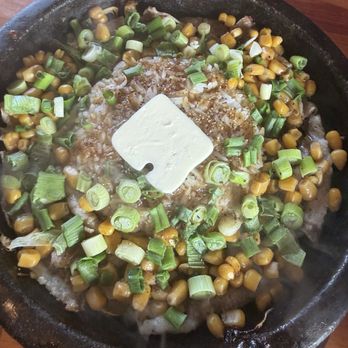 Me Va Con Vietnamese Kitchen - Sizzling brisket - Vietnamese Near Me - Oakland, California Me Va Con Vietnamese Kitchen - Sizzling brisket - Vietnamese Near Me - Oakland, California
