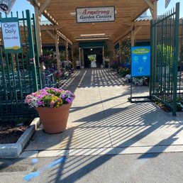 ARMSTRONG GARDEN CENTERS - Updated December 2025 - 71 Photos & 96