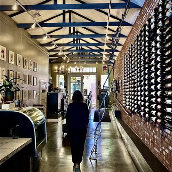 Thomas Hill Organics - Entrance and where indoor bar is located. - New American Near Me - Paso Robles, California Thomas Hill Organics - Entrance and where indoor bar is located. - New American Near Me - Paso Robles, California