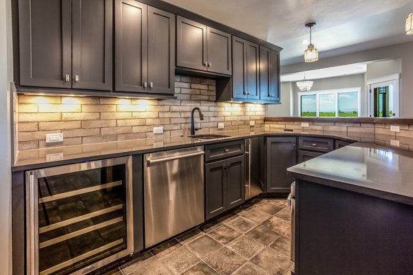 Slide of Green Light Construction