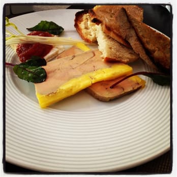 La Rose de France - Mi-cuit of foie gras with mango chutney. - French Near Me - Paris, 75 La Rose de France - Mi-cuit of foie gras with mango chutney. - French Near Me - Paris, 75