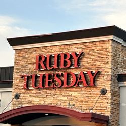 Ruby Tuesday - Storefront