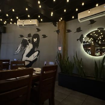 Chubby Noodle - Interior decor - Asian Fusion Near Me - Cabo San Lucas, BCS Chubby Noodle - Interior decor - Asian Fusion Near Me - Cabo San Lucas, BCS