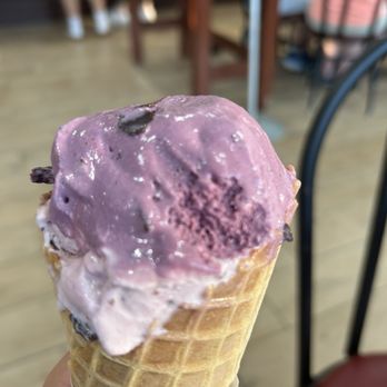 Graeter's Ice Cream - Ice Cream & Frozen Yogurt Near Me - Louisville, Kentucky Graeter's Ice Cream - Ice Cream & Frozen Yogurt Near Me - Louisville, Kentucky