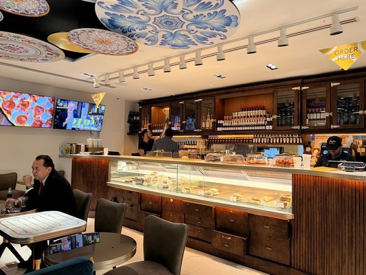 Serafina Financial District by null