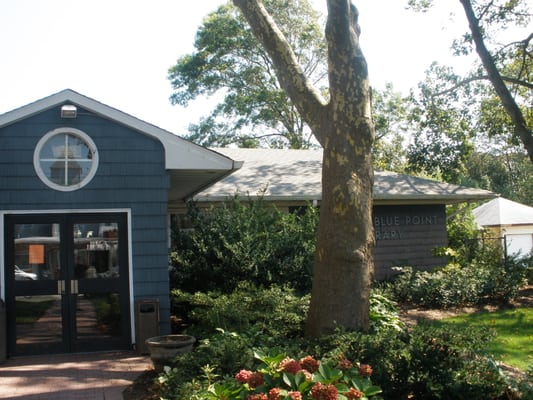 BAYPORT-BLUE POINT PUBLIC LIBRARY - Updated July 2026 - 11 Photos - 186 ...