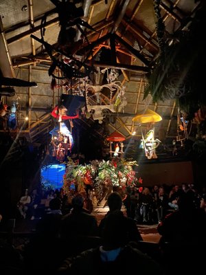 Walt Disney's Enchanted Tiki Room by null
