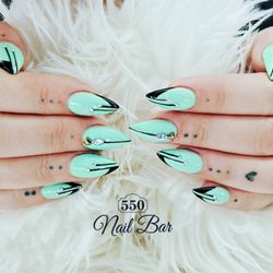 550 Nail Bar - 550 Nail Bar