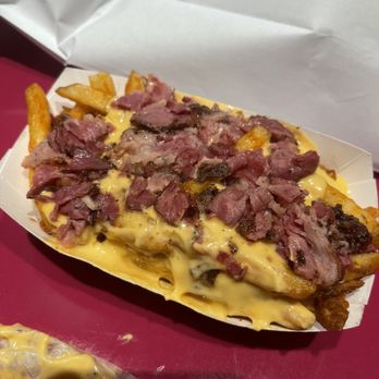 Pink's Hot Dogs - Pastrami fries - Hot Dogs Near Me - Universal City, California Pink's Hot Dogs - Pastrami fries - Hot Dogs Near Me - Universal City, California