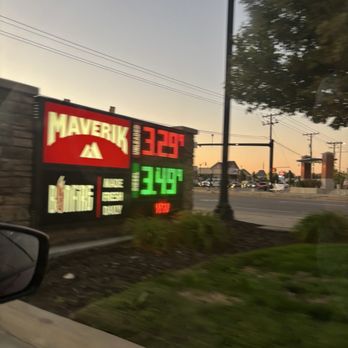 Maverik Adventure's First Stop - Convenience Stores Near Me - Syracuse, Utah