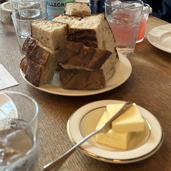 Navarre - Bread and Butter - Italian Near Me - Portland, Oregon Navarre - Bread and Butter - Italian Near Me - Portland, Oregon