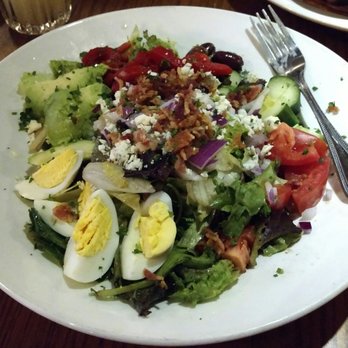 Moretti's Ristorante and Pizzeria - Italian cobb salad - Italian Near Me - Chicago, Illinois Moretti's Ristorante and Pizzeria - Italian cobb salad - Italian Near Me - Chicago, Illinois
