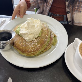 Bea Bea's - matcha pancakes - Coffee & Tea Near Me - Burbank, California