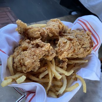Bar Frites - Crispy Fried Baby Chicken, soooo good!! - French Near Me - Greenvale, New York Bar Frites - Crispy Fried Baby Chicken, soooo good!! - French Near Me - Greenvale, New York